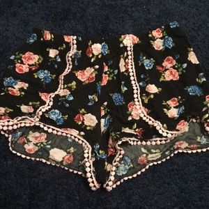 floral shorts